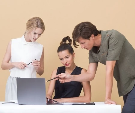 Рада ухвалила в першому читанні розподіл дистанційної та надомної роботи Рада ухвалила в першому читанні розподіл дистанційної та надомної роботи